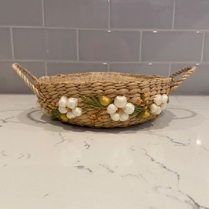 Vintage Round Woven Raffia basket